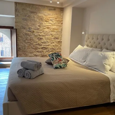 Ad - Fratello Sole Luxury Loft Apartment